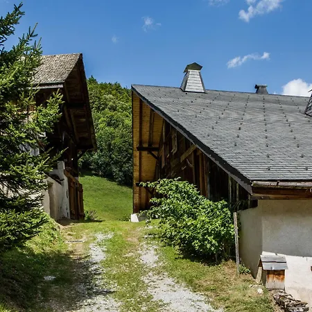 Drozin - Auvents Mountain & Cosy 12 Pers *